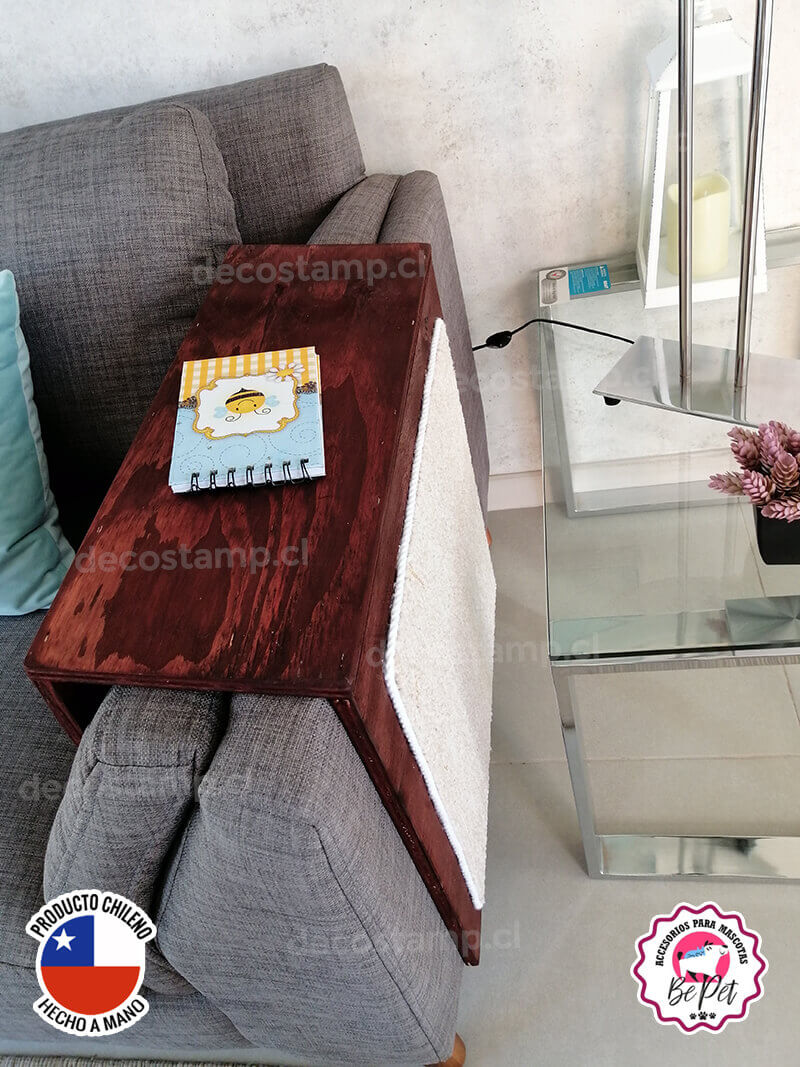 Rascador Gato Alfombra para Sofá costado y mesita